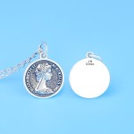 990 Pure Silver Queen Elizabeth II Profile Commemorative Pendant